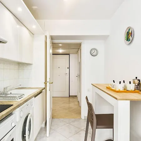 Ferienwohnung Splendide 2 Pieces Vue Jardin, Calme, Plein Centre Menton Exterior foto
